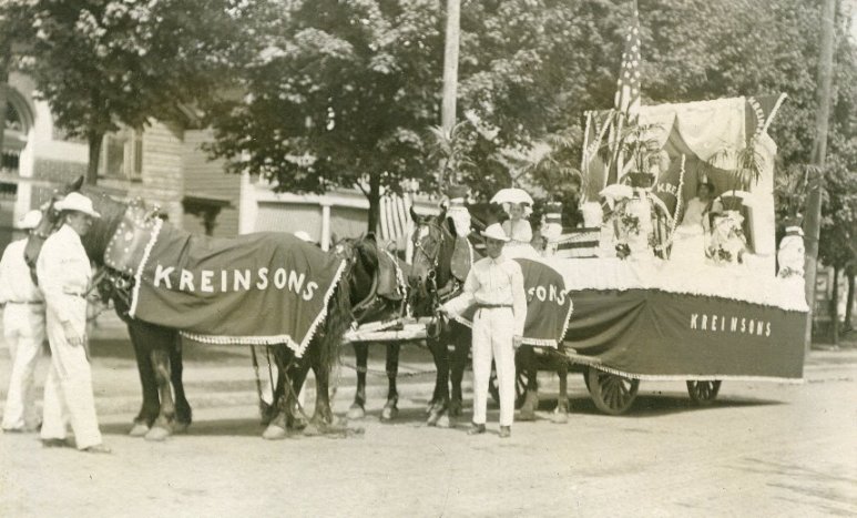 fancy float for kreinsons
